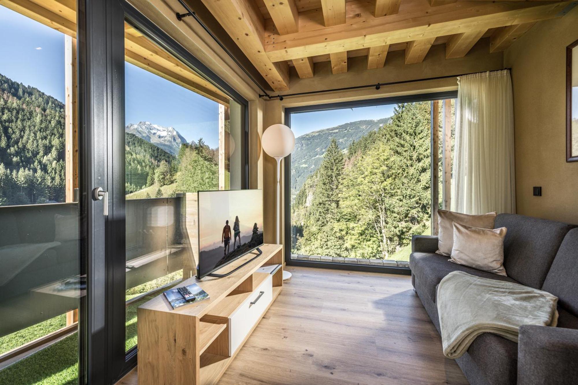 Zeit - Alpine Garden Apartment